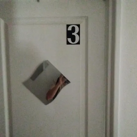 A 25 Min De Paris & Stade St Denis Homestay *